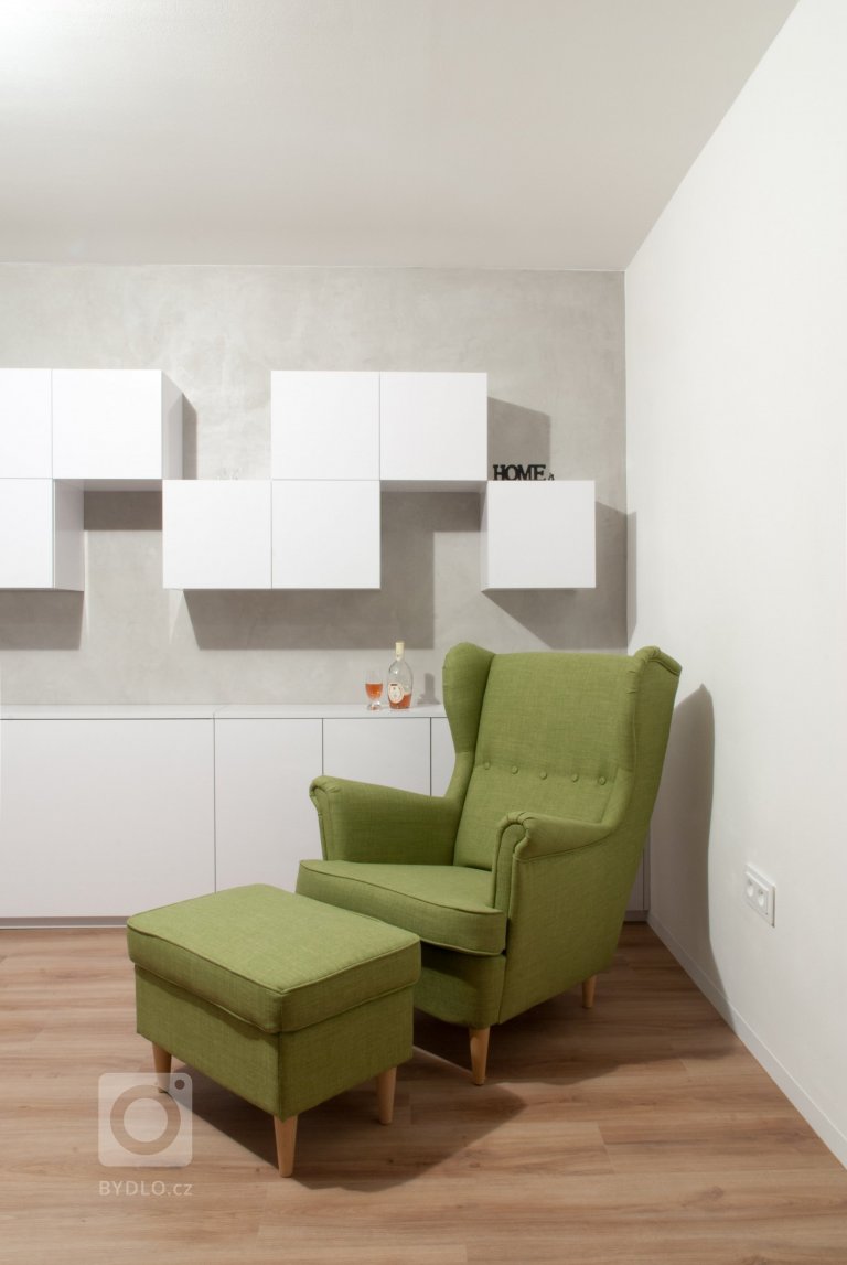 add picture to album