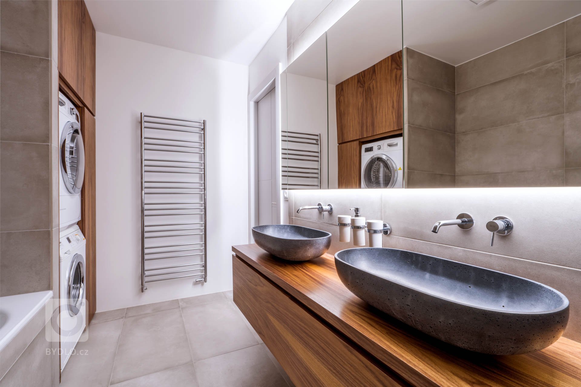 Betonová umyvadla OVAL v antracitové barvě 