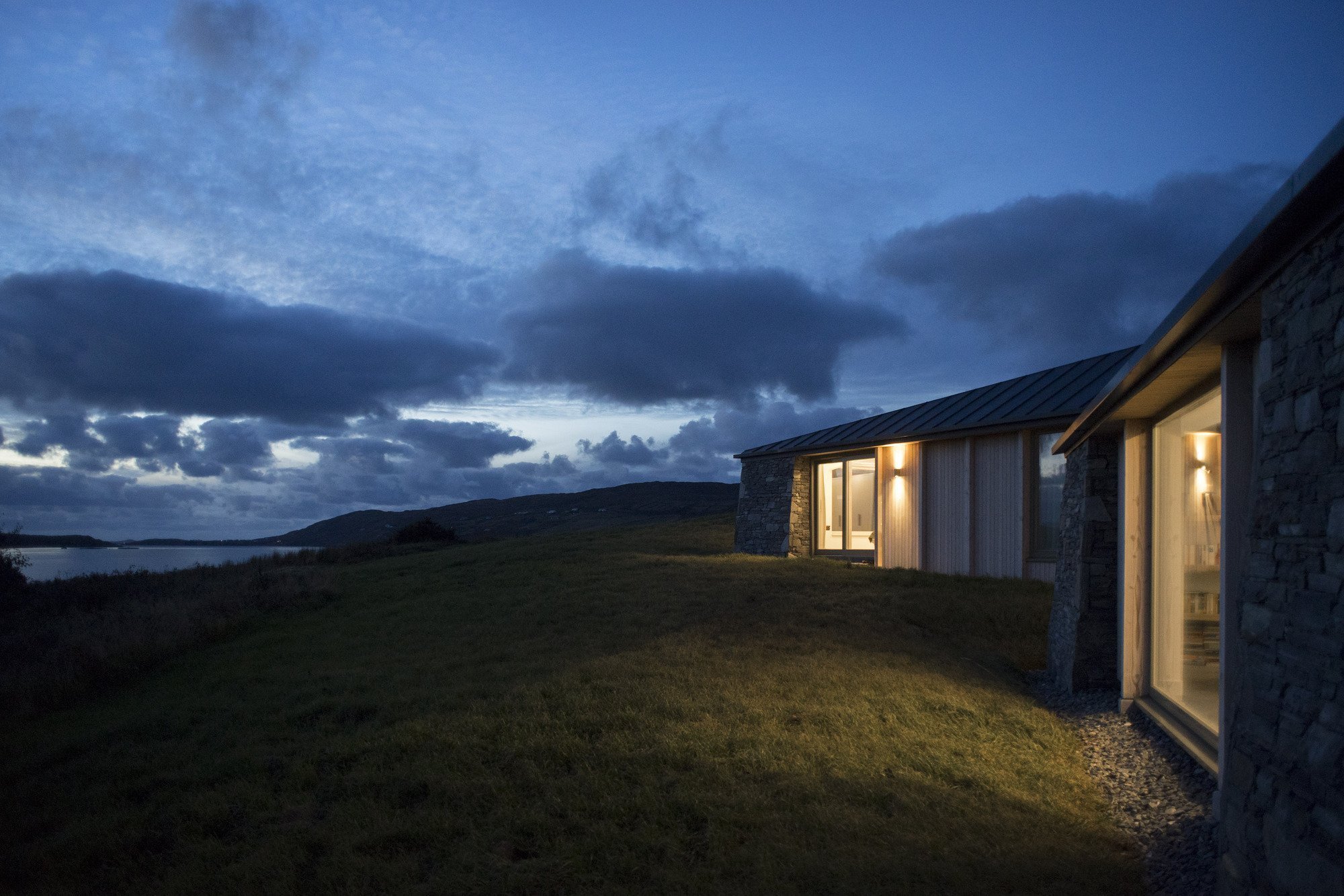 Dům na útesu s výhledem na oceán