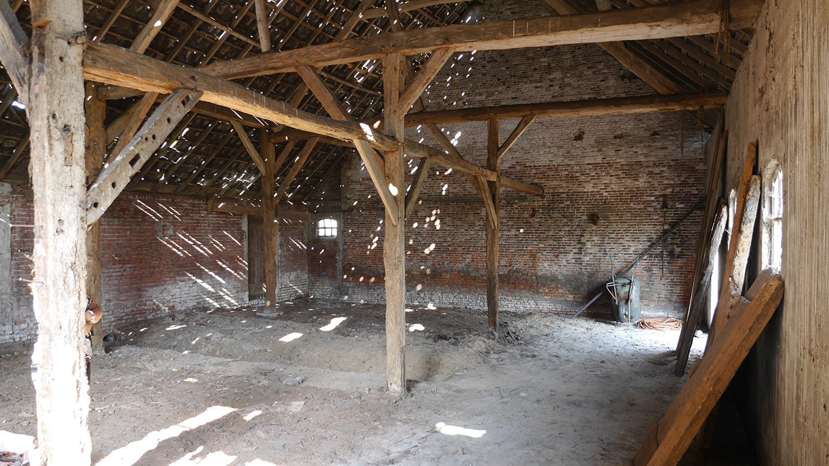 Proměna staré stodoly v moderní dům