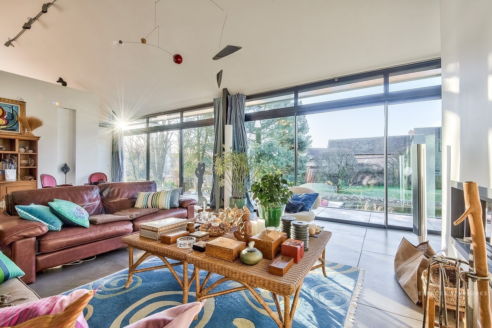 Prosklený dům s biotopem