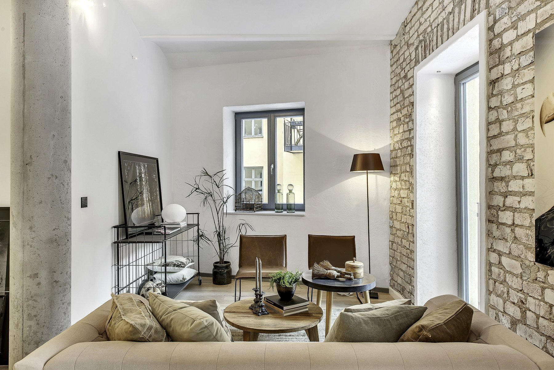 Romantické industriální podkroví