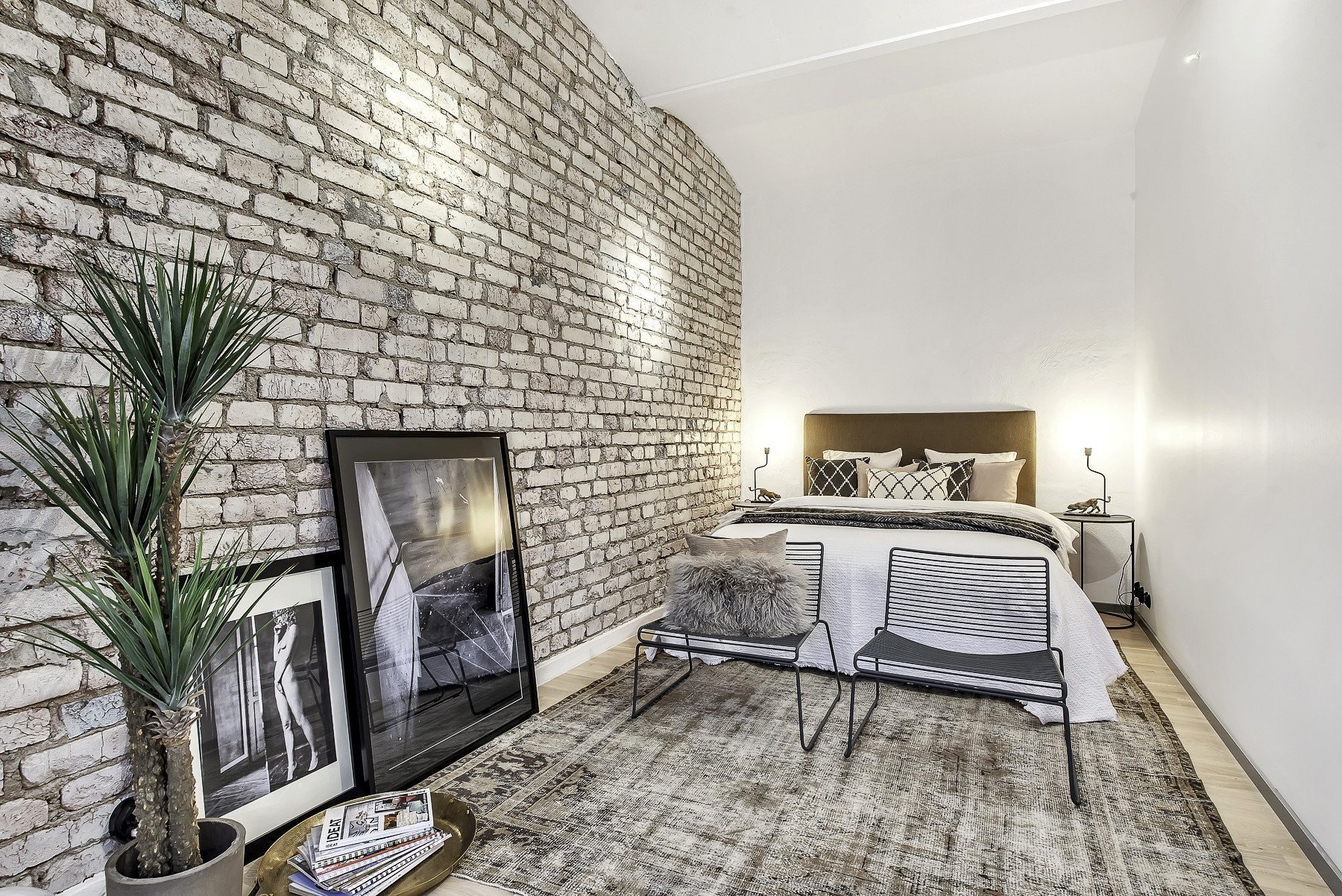 Romantické industriální podkroví