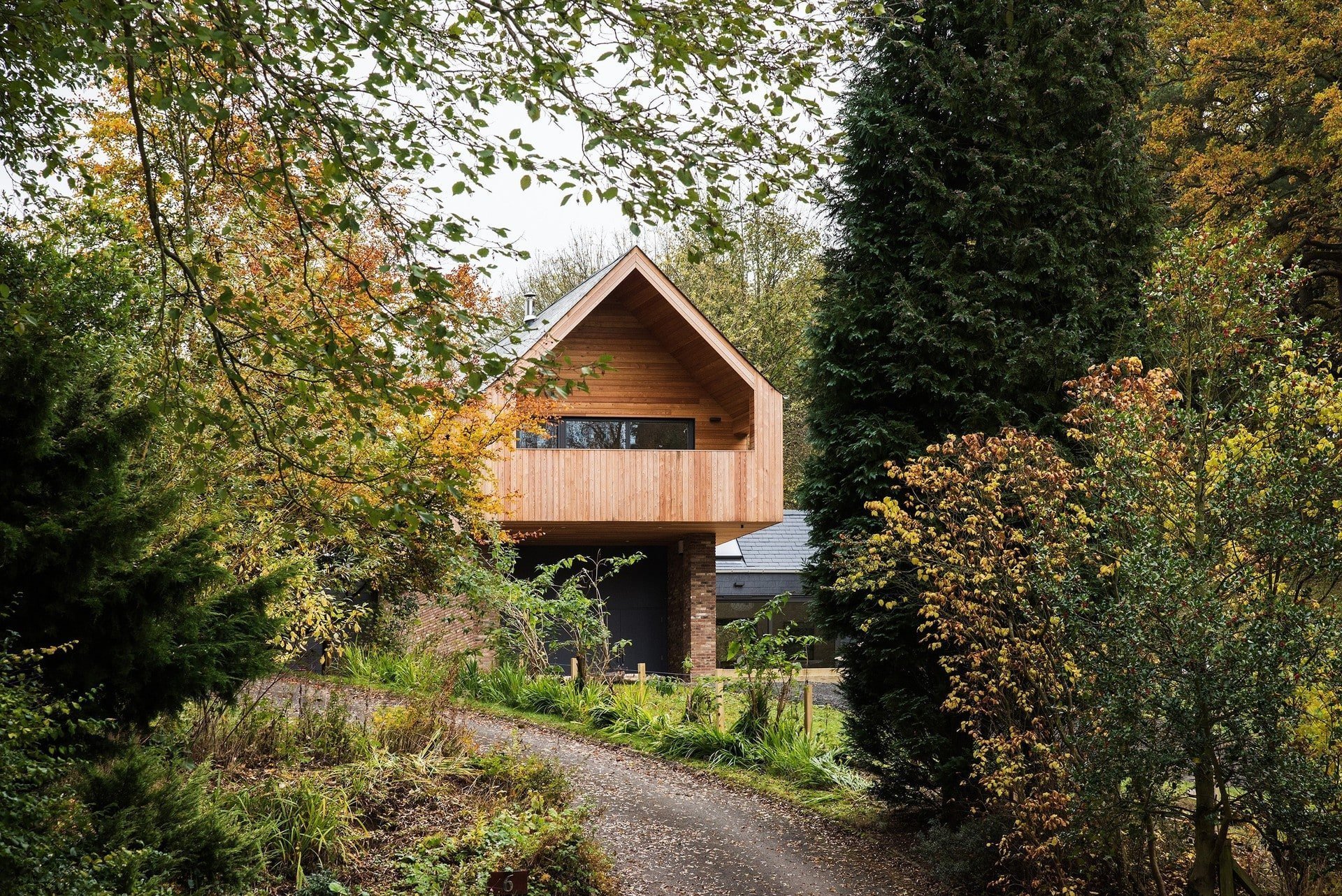 Rodinný dům ve tvaru kříže