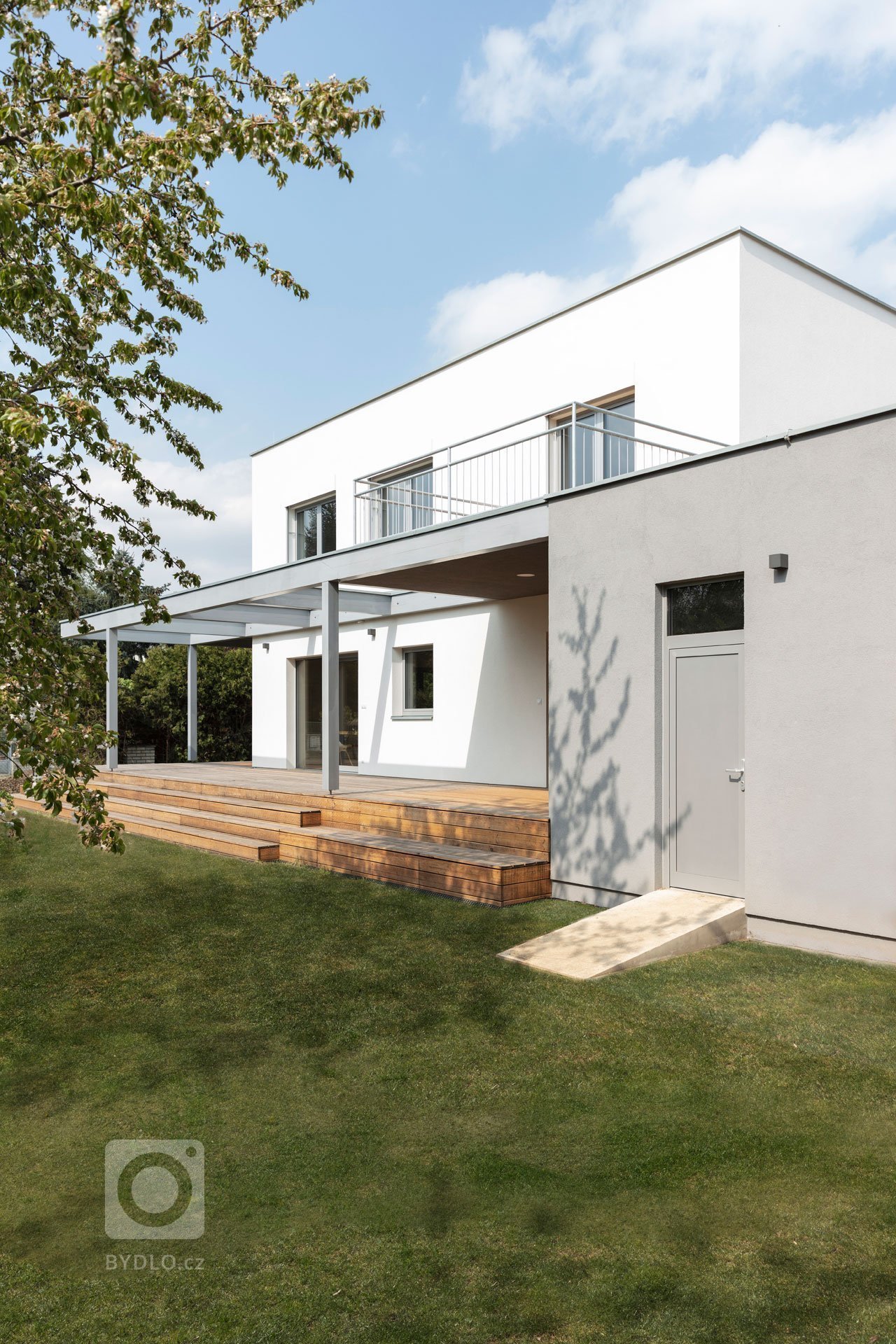 Rodinný dům Dobřichovice - exteriér