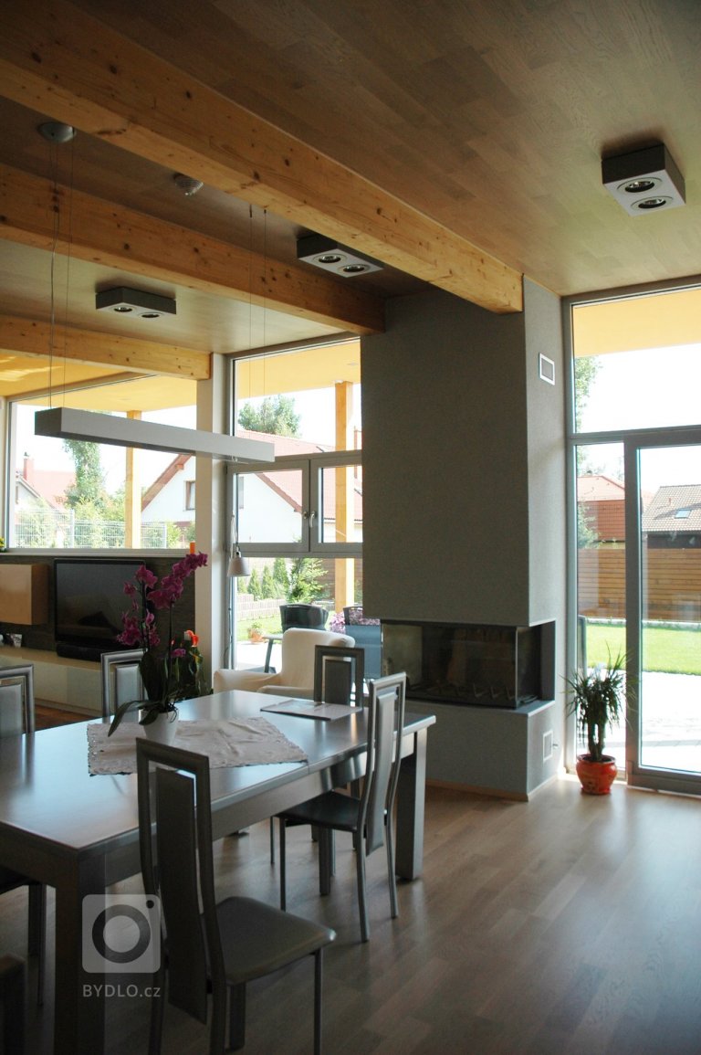 add picture to album