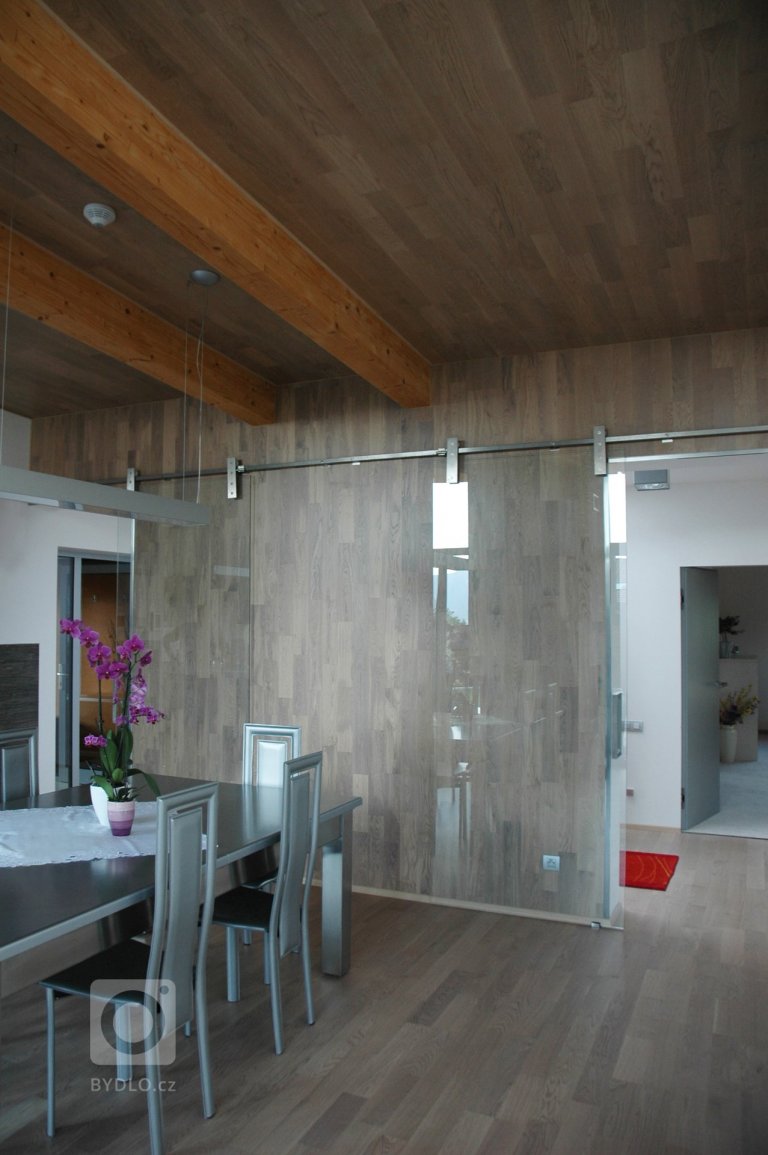 add picture to album