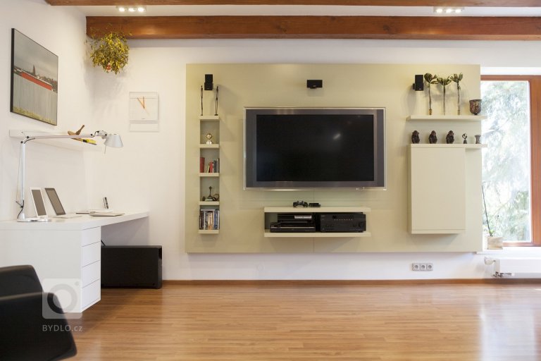 add picture to album