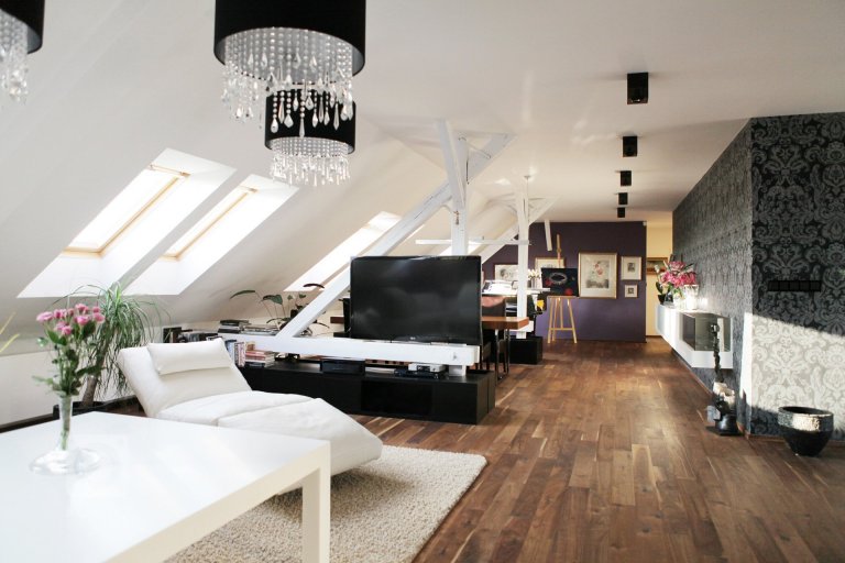 add picture to album