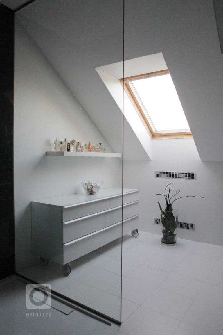 add picture to album