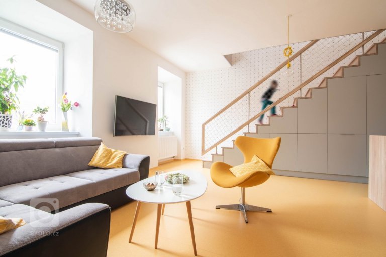 add picture to album