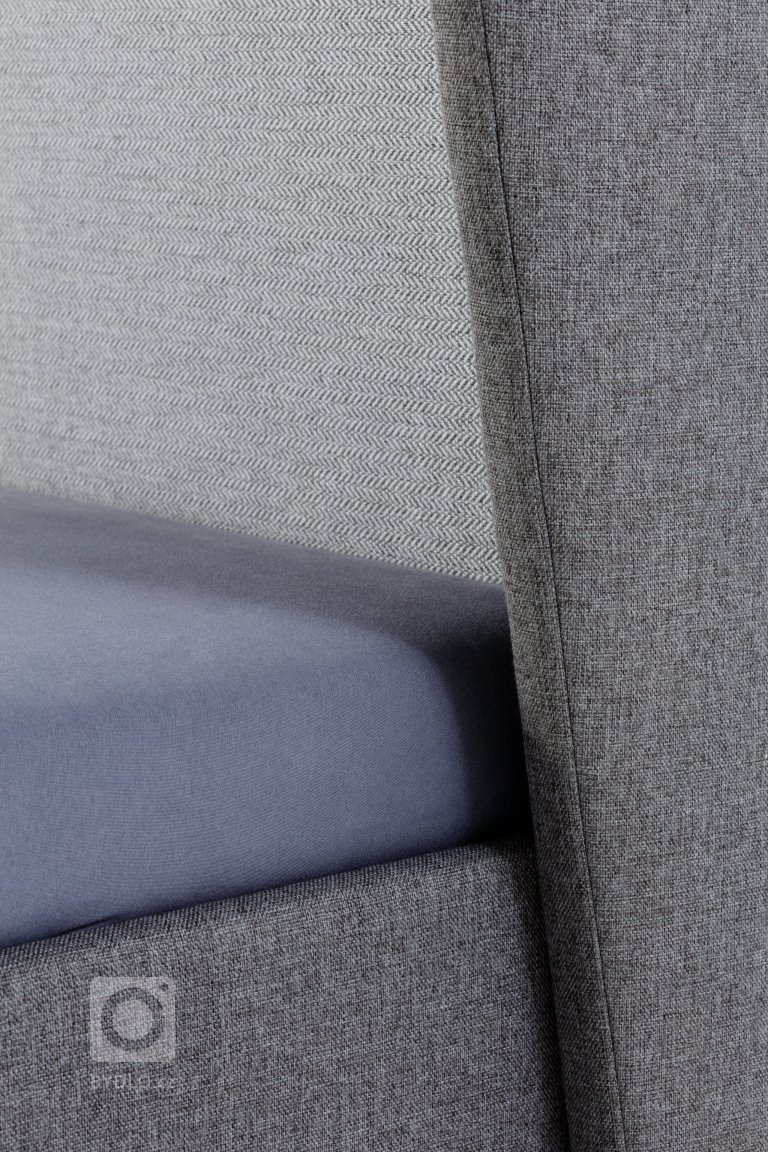 add picture to album