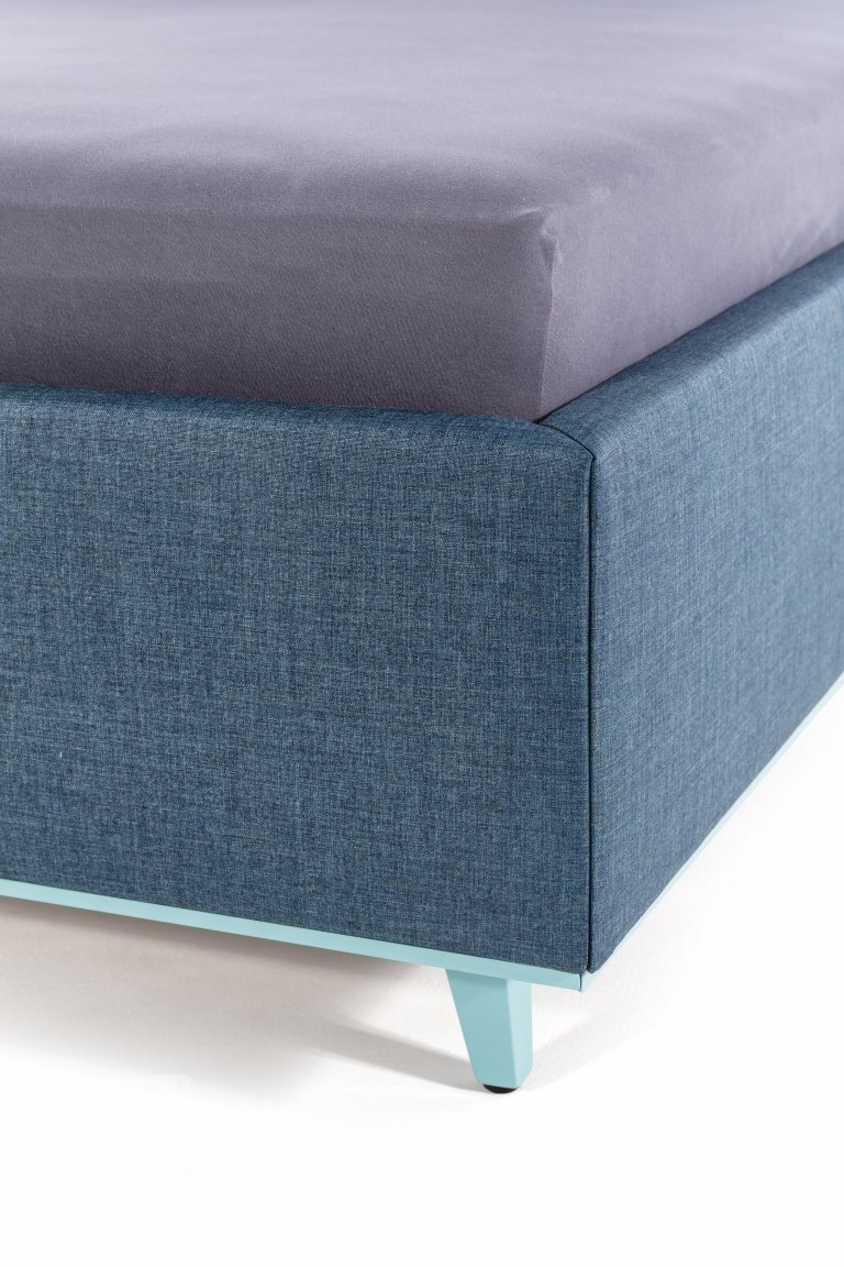 add picture to album