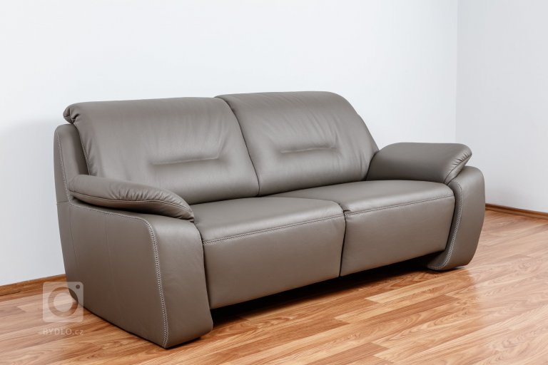 add picture to album