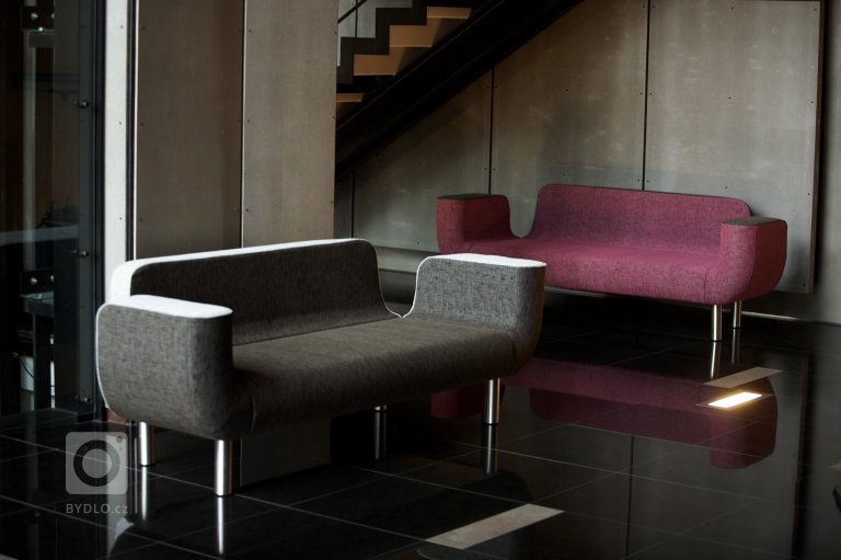 add picture to album