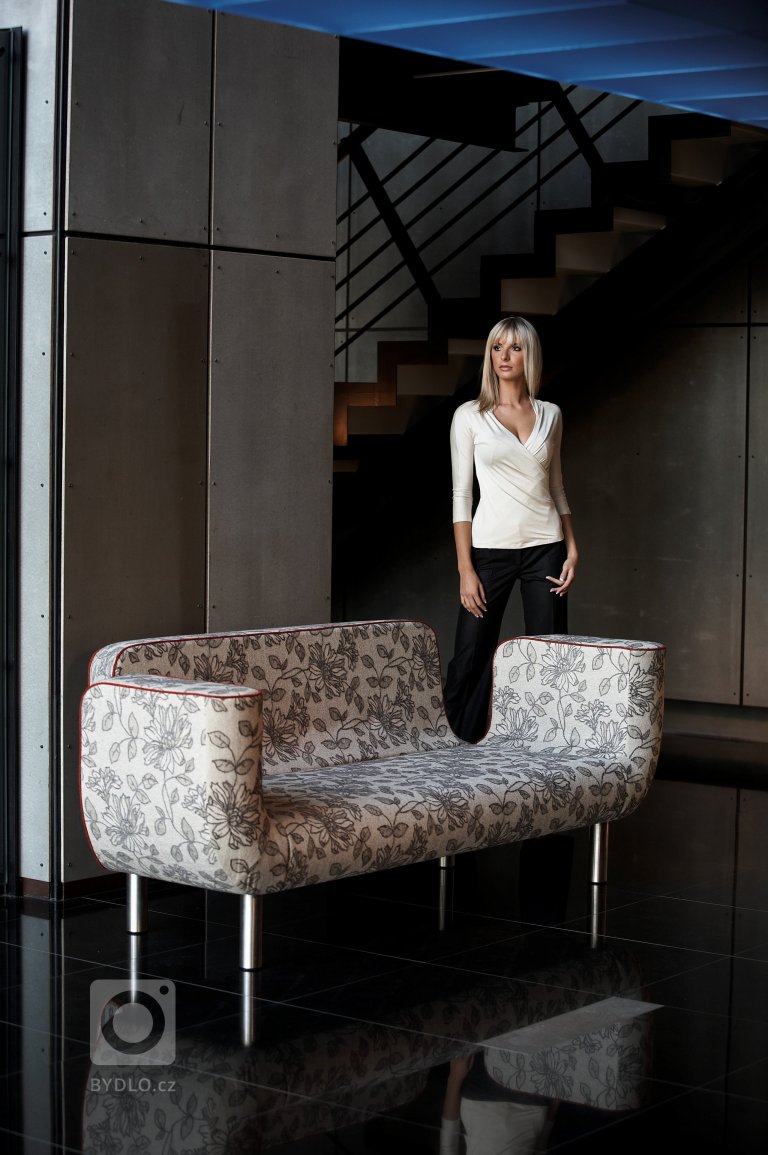 add picture to album