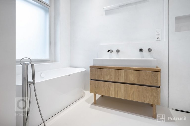 add picture to album