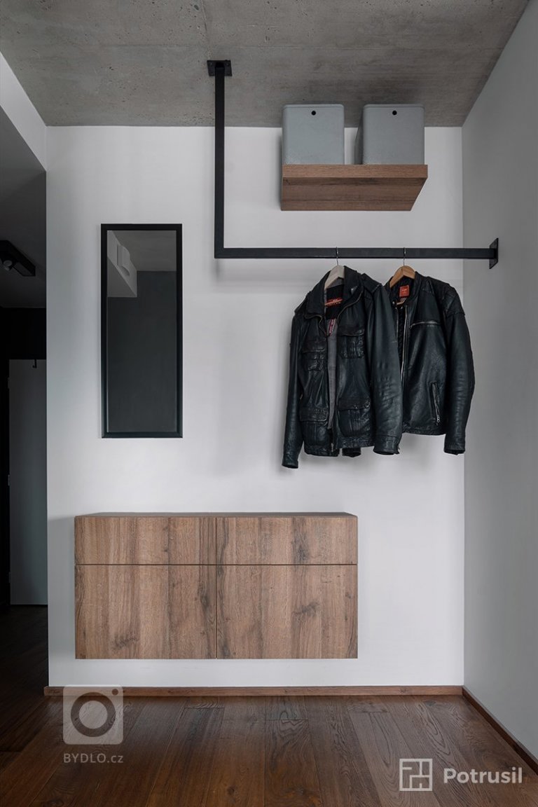 add picture to album