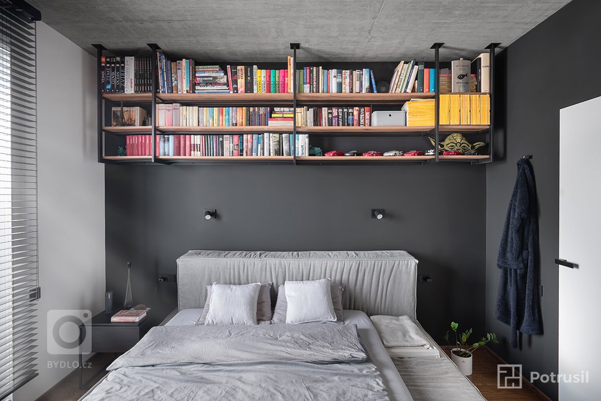 Další povedený interiér dokončila Markéta z našeho interiérového studia v Praze.

Zadání bylo navrhnout moderní pánský interiér s použitím kovových konstrukcí…