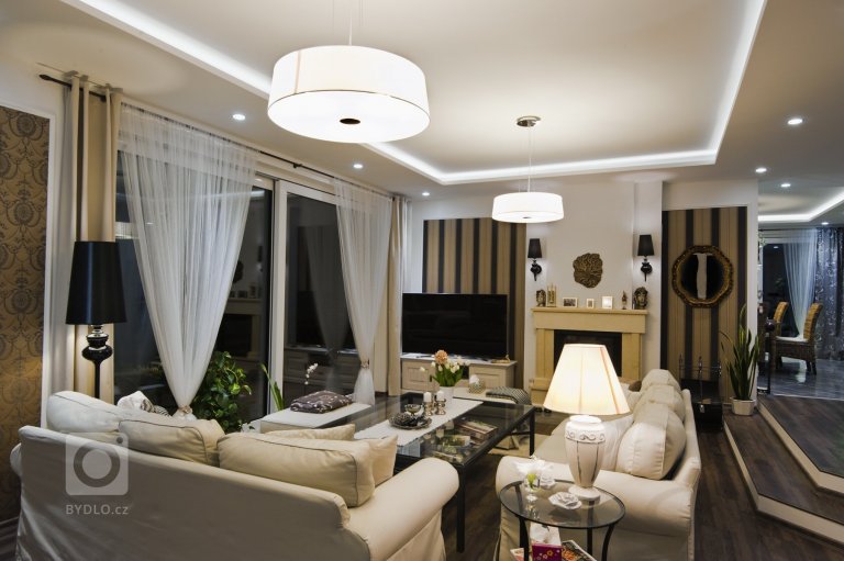 add picture to album