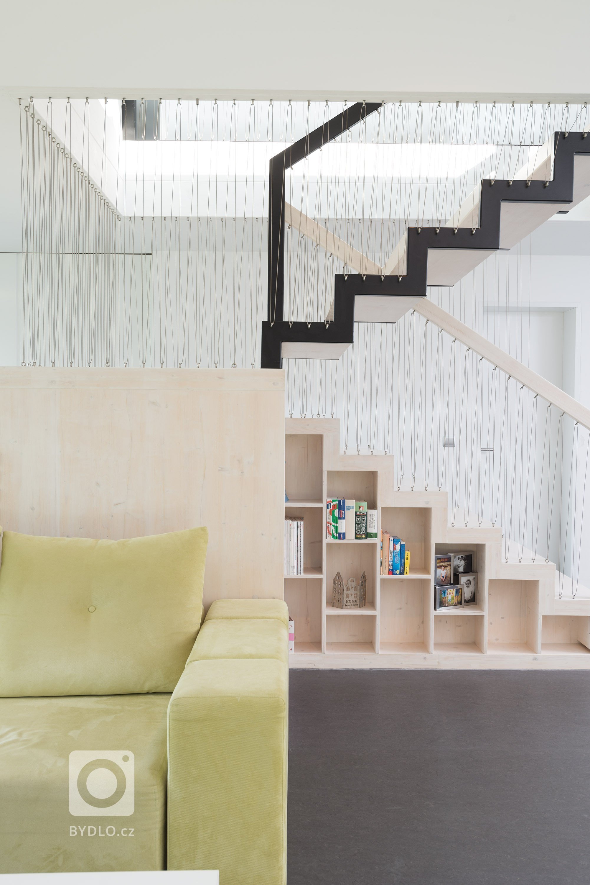 Na přání mladé rodiny jsme navrhli otevřený, prosluněný a vzdušný dům. Svou formou a dispozičním řešením využívá maximum z potenciálu místa, reaguje na…