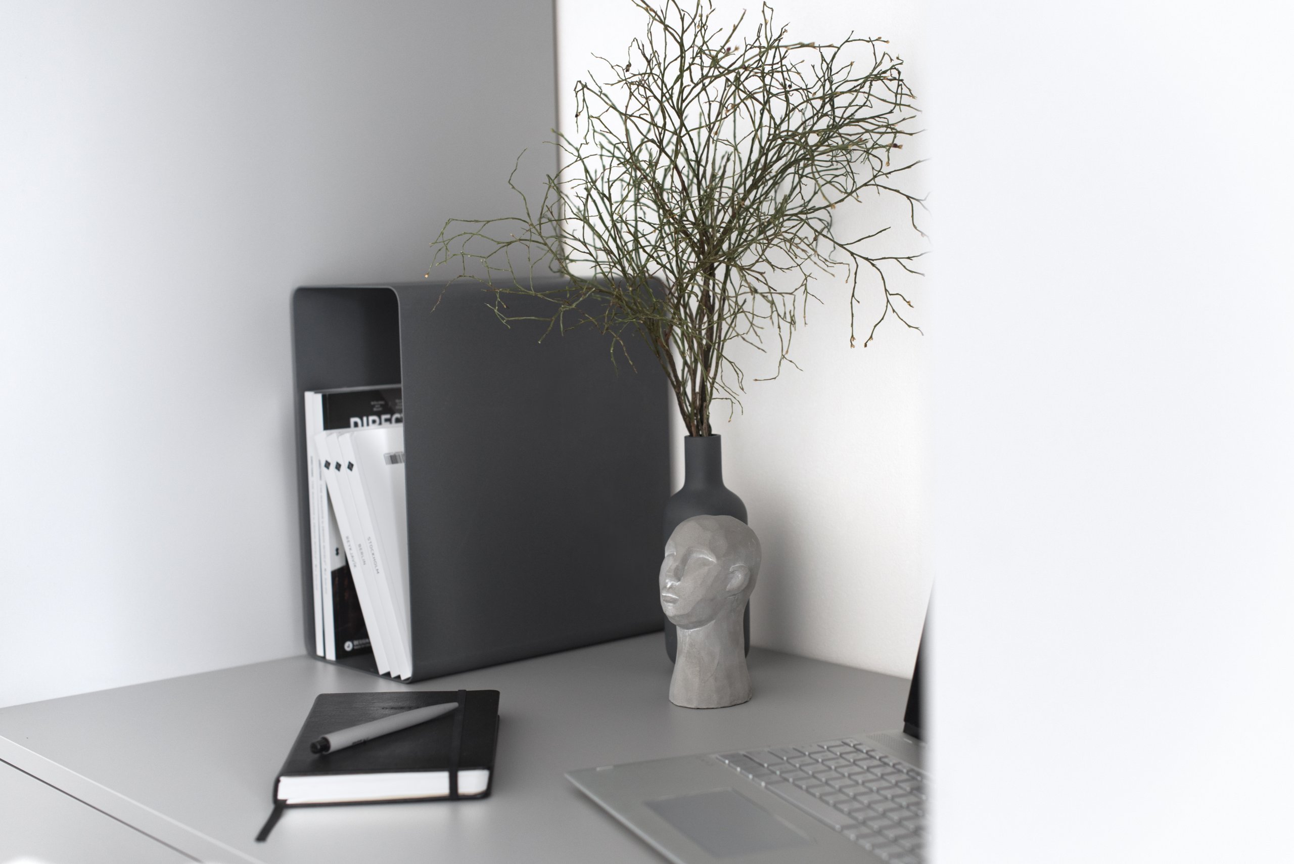 PROSTOR je místo, kde můžete realizovat své sny, vize a představy. Naše zkušenosti, rozhled, schopnosti a kreativita jsou vám k dispozici