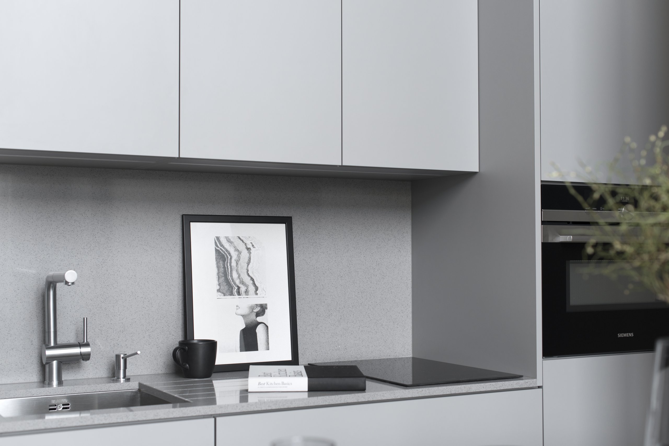 PROSTOR je místo, kde můžete realizovat své sny, vize a představy. Naše zkušenosti, rozhled, schopnosti a kreativita jsou vám k dispozici