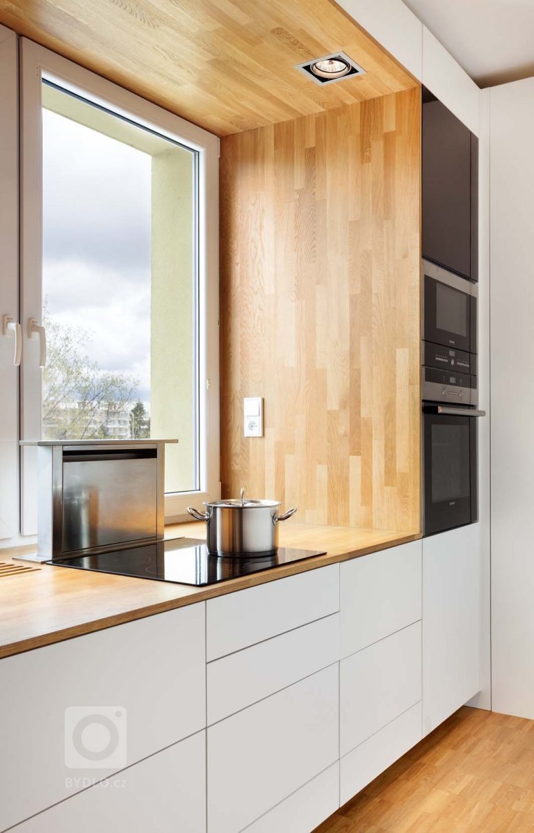 add picture to album