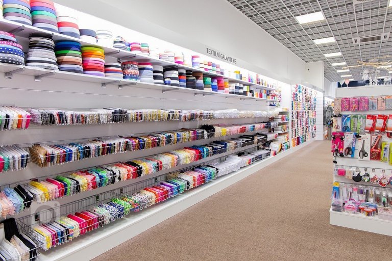 add picture to album