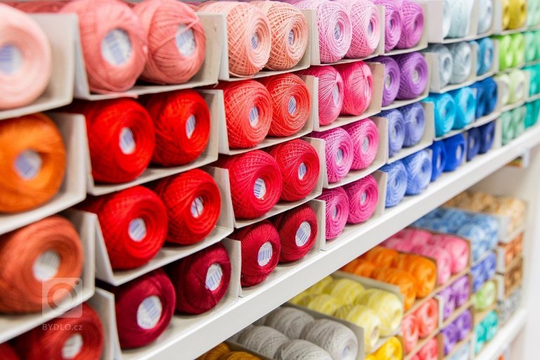 add picture to album