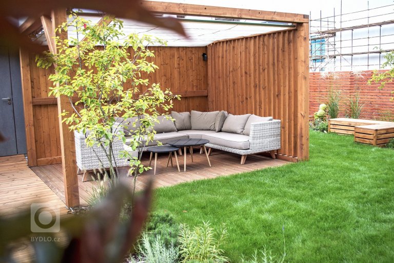 add picture to album