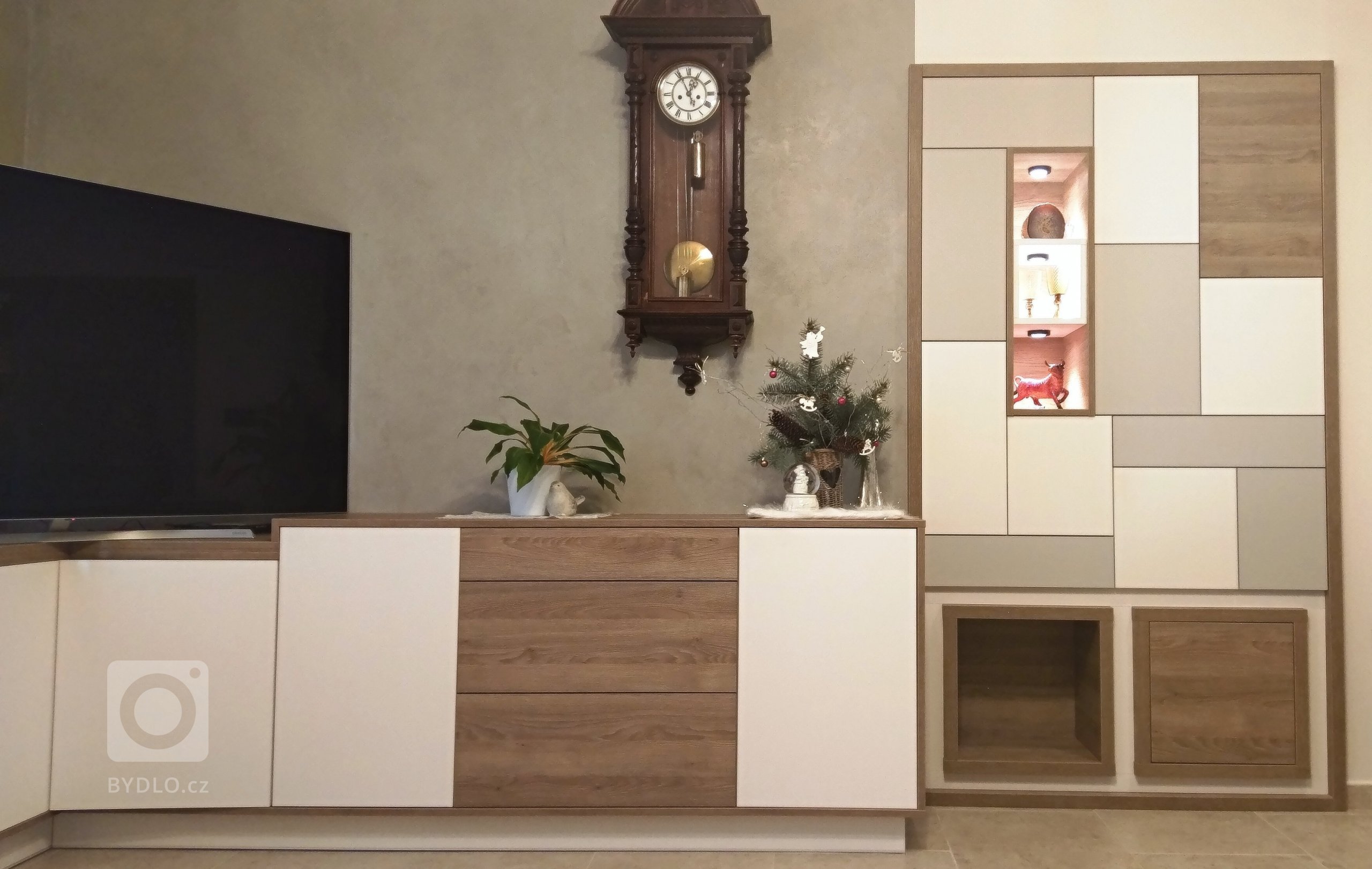 Rekonstrukce bytu v činžovním domě z počátku 20.století.
