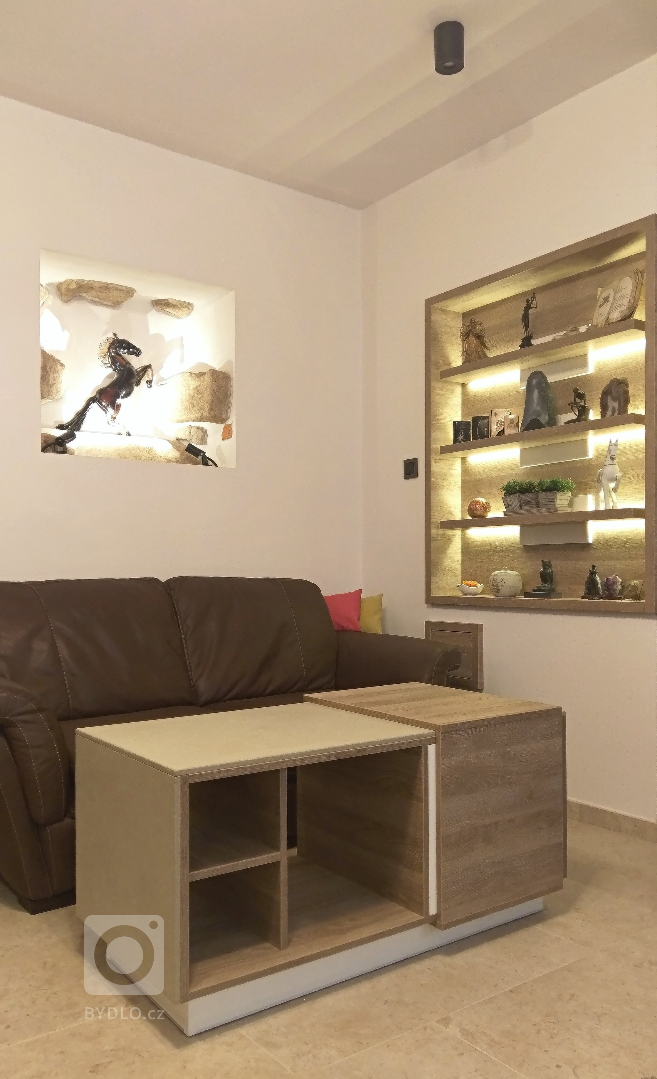 Rekonstrukce bytu v činžovním domě z počátku 20.století.
