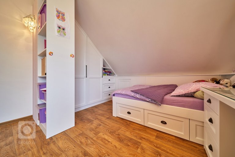 add picture to album