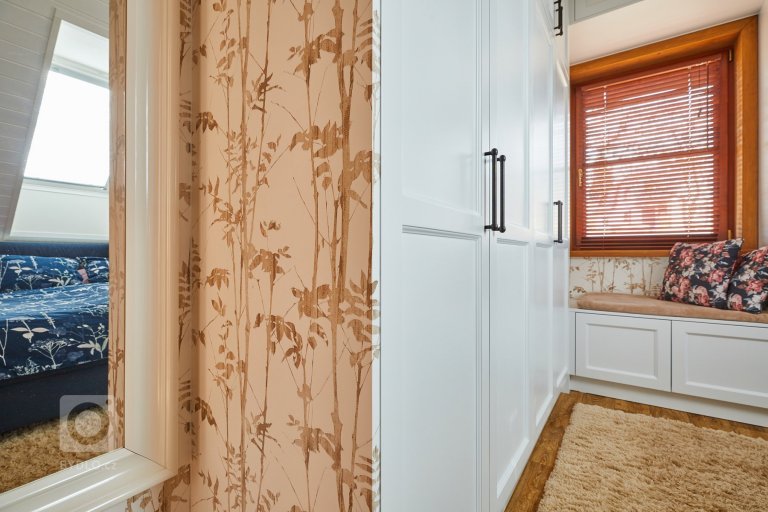 add picture to album