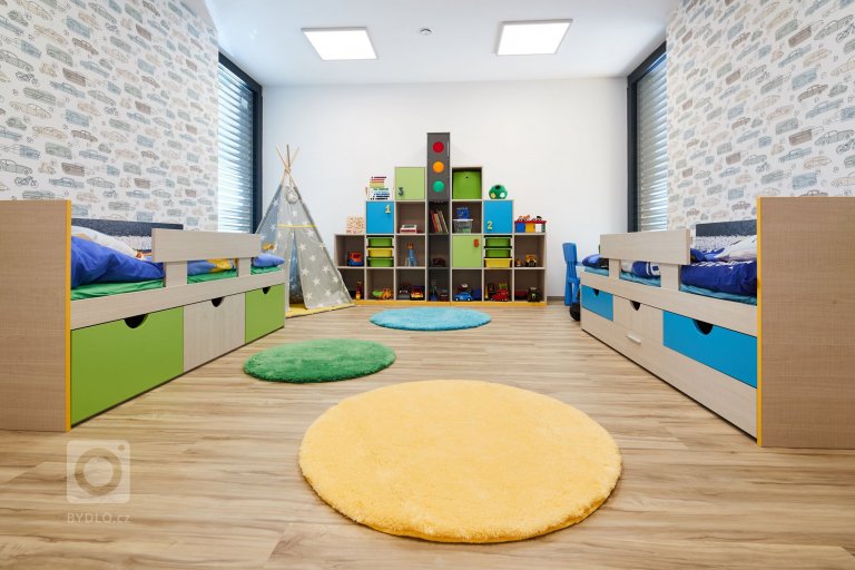 add picture to album