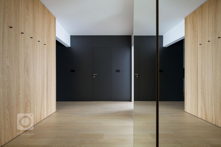 add picture to album