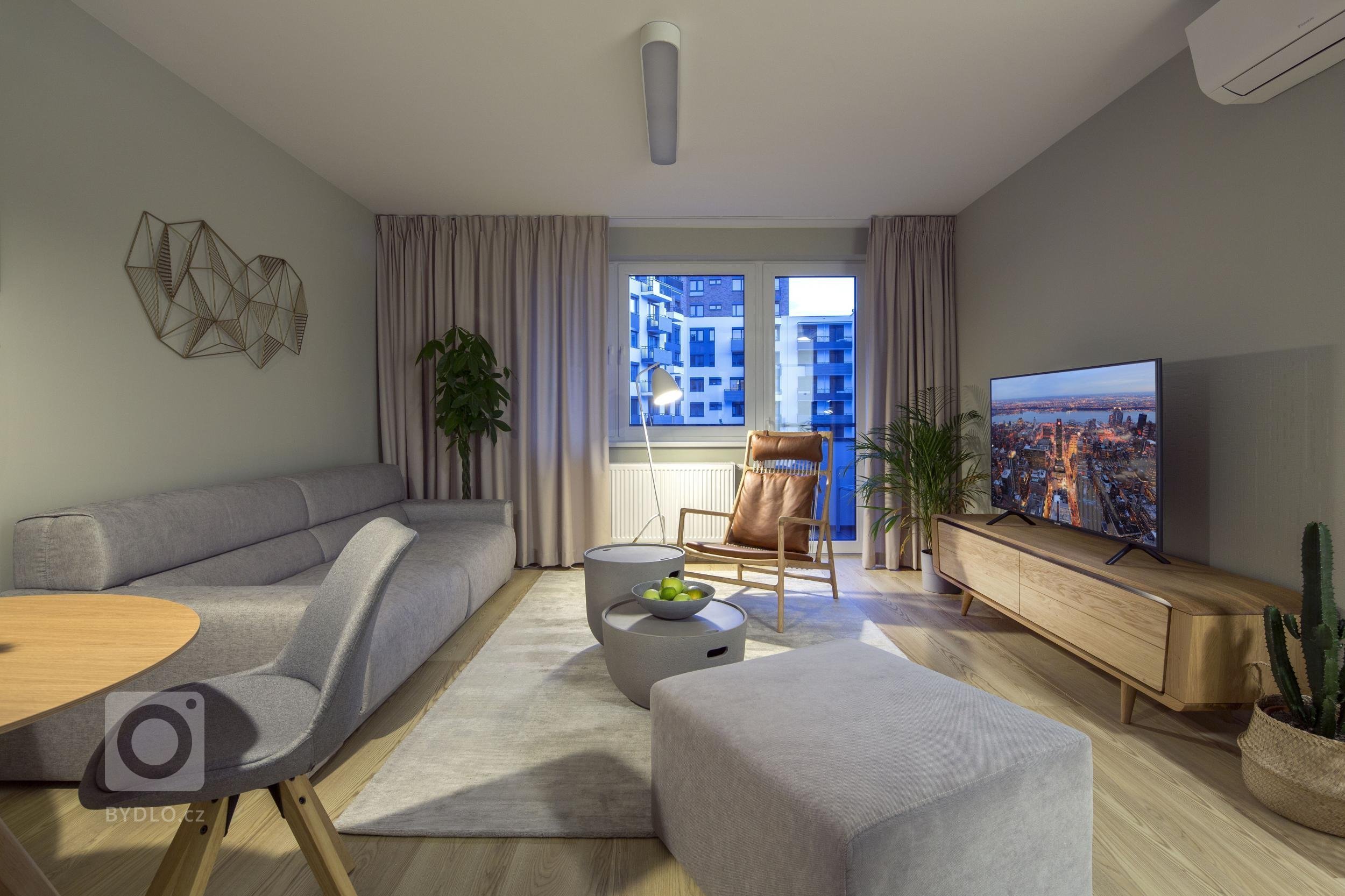 Jedná se o byt v obytném souboru Stein bude sloužit k pronájmu a my jsme ho navrhli útulně a neutrální, aby se v něm lidé dobře cítili a zároveň si ho mohli…