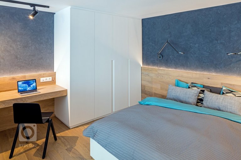 add picture to album