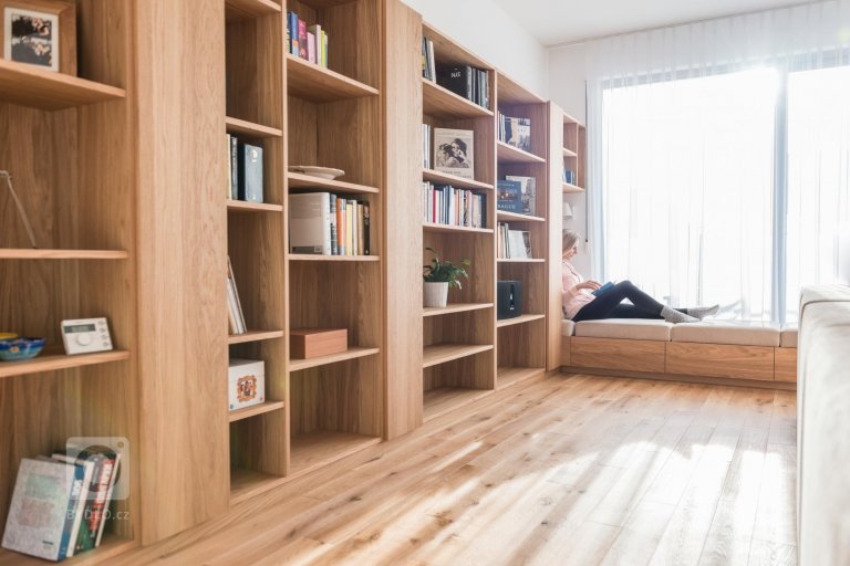 add picture to album