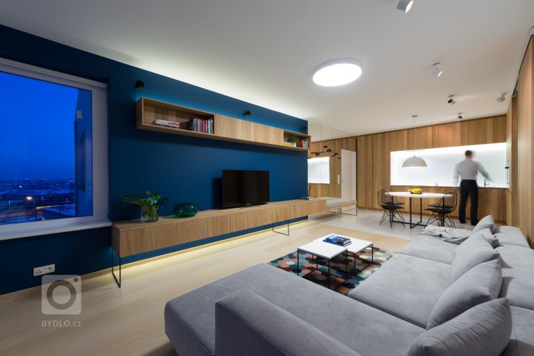 add picture to album