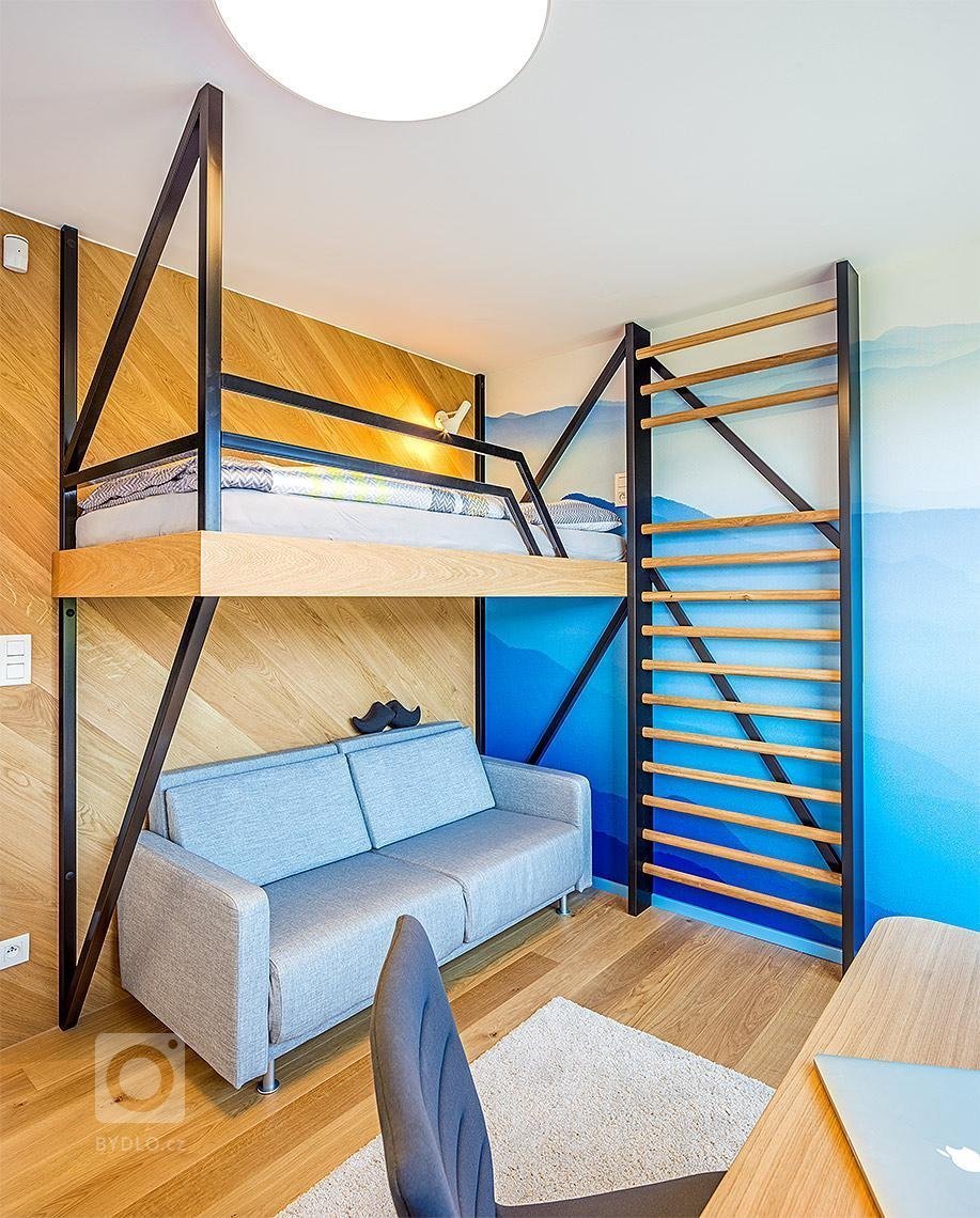 Velkometrážní&nbsp;byt v rezidenčním objektu Villa Vista je především o výhledu, ke kterému stačilo dodělat interiér, který ho nezkazí. Byt je navzdory…