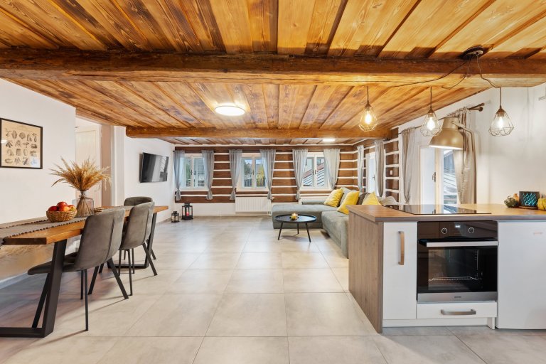 Jako fotograf specializující se na nemovitosti jsem měl tu čest zachytit nově zrekonstruovaný objekt určený pro krátkodobé pronájmy. Cílem mého fotografování…