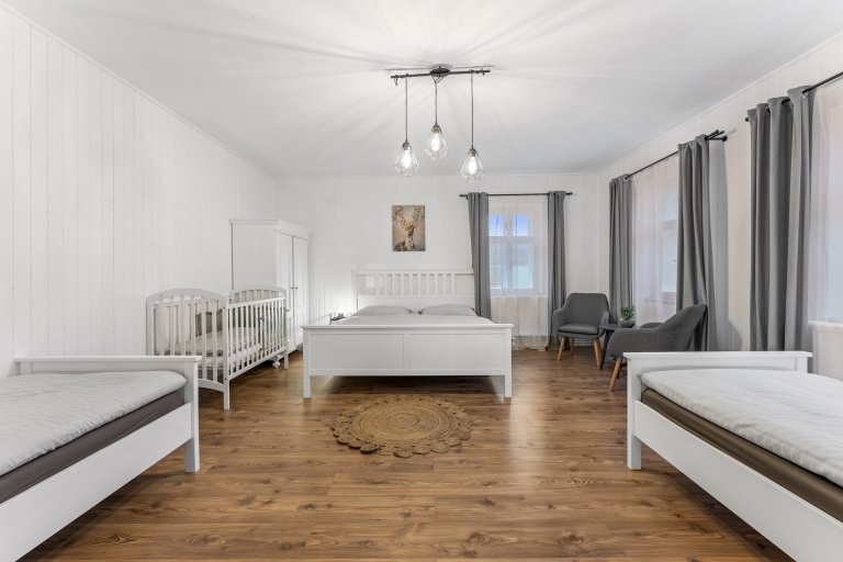 Jako fotograf specializující se na nemovitosti jsem měl tu čest zachytit nově zrekonstruovaný objekt určený pro krátkodobé pronájmy. Cílem mého fotografování…