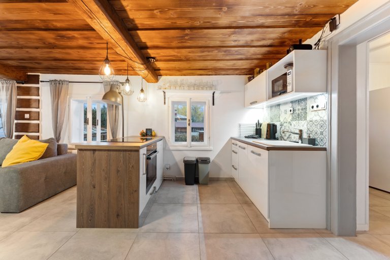 Jako fotograf specializující se na nemovitosti jsem měl tu čest zachytit nově zrekonstruovaný objekt určený pro krátkodobé pronájmy. Cílem mého fotografování…