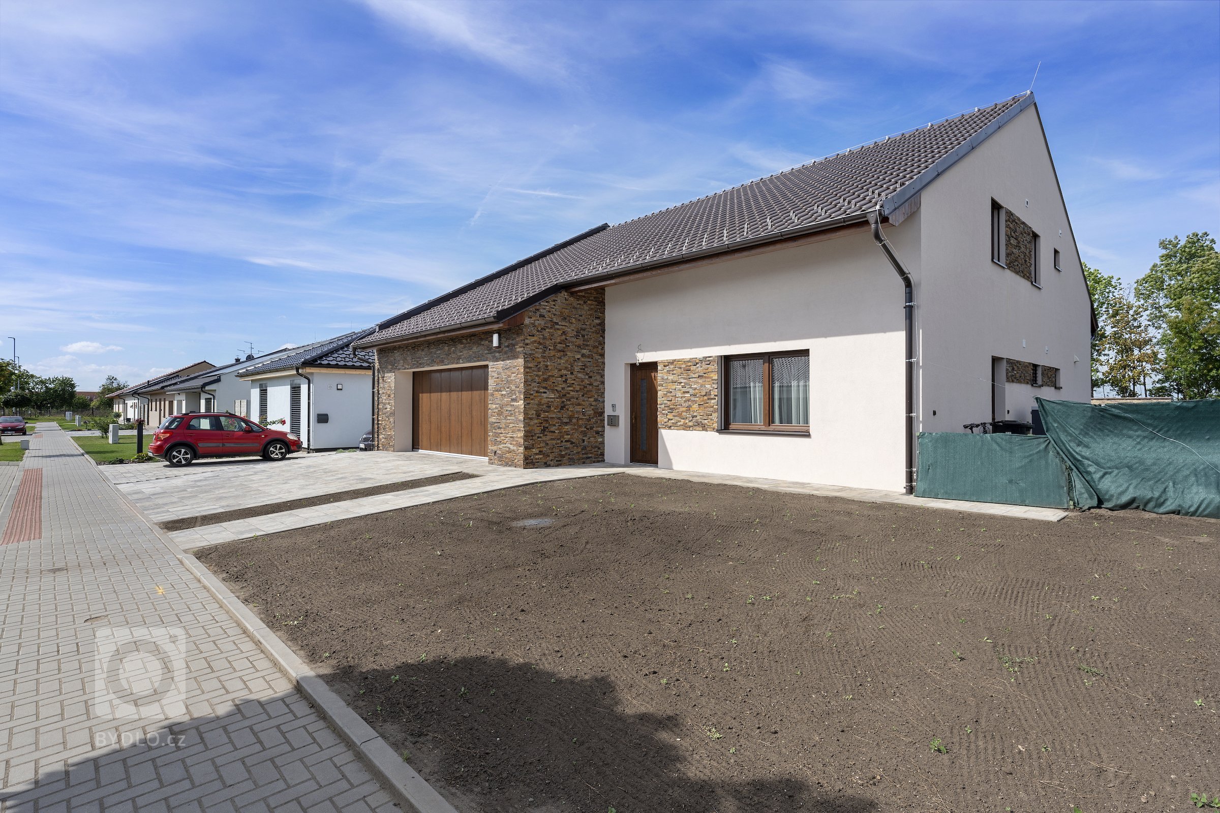 V rámci mé práce jako interiérový fotograf jsem nedávno dostal příležitost zvěčnit moderní interiér novostavby ve Velkých Bílovicích. Tento projekt…