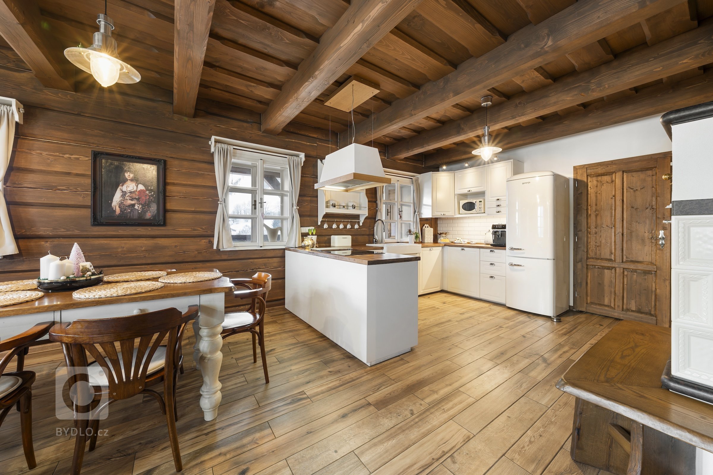 Při komplexní prezentaci nemovitostí na pronájem se jako fotograf často setkávám s výzvou fotografování za ideálních světelných podmínek, jako je východ nebo…