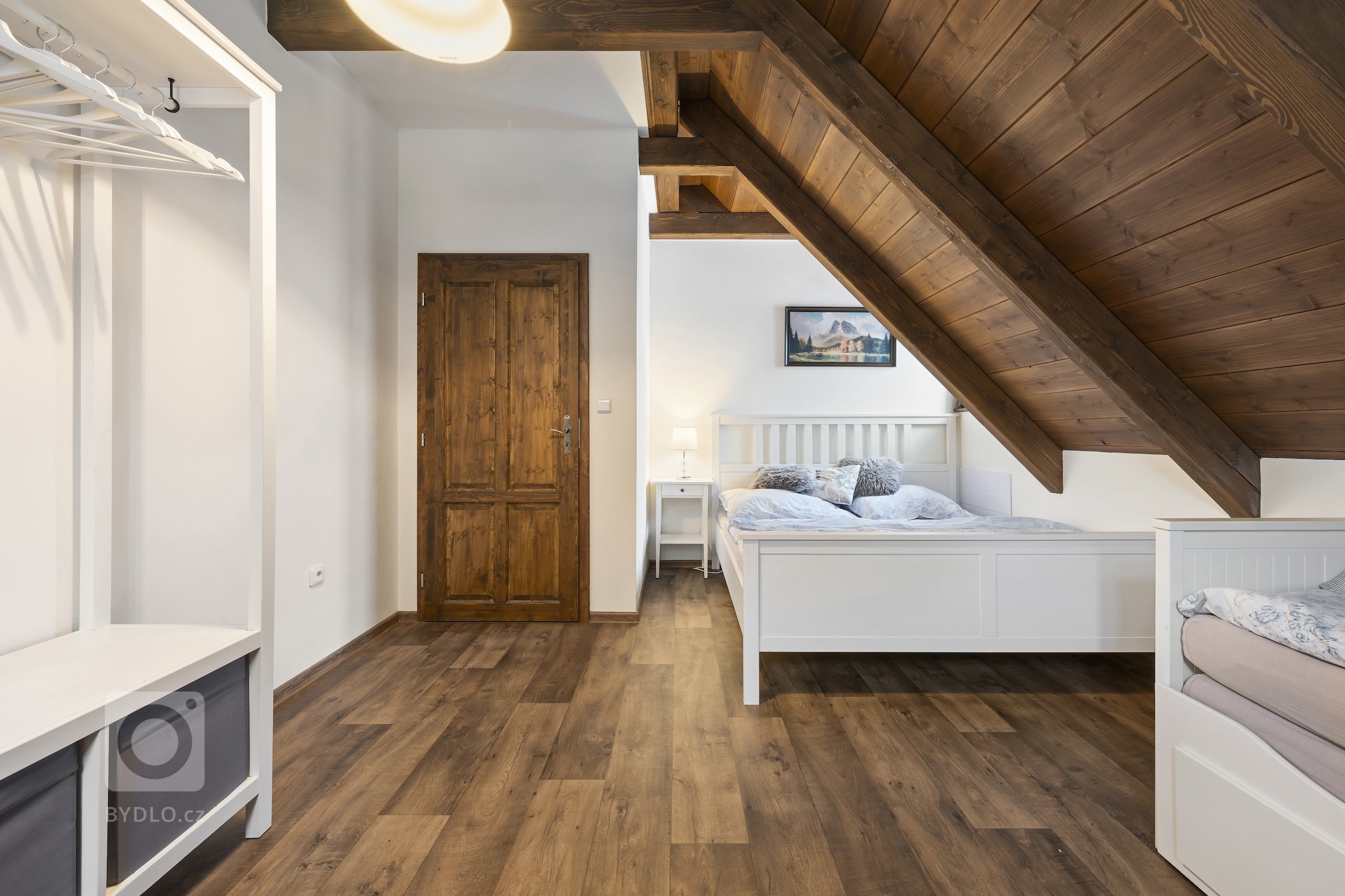 Při komplexní prezentaci nemovitostí na pronájem se jako fotograf často setkávám s výzvou fotografování za ideálních světelných podmínek, jako je východ nebo…