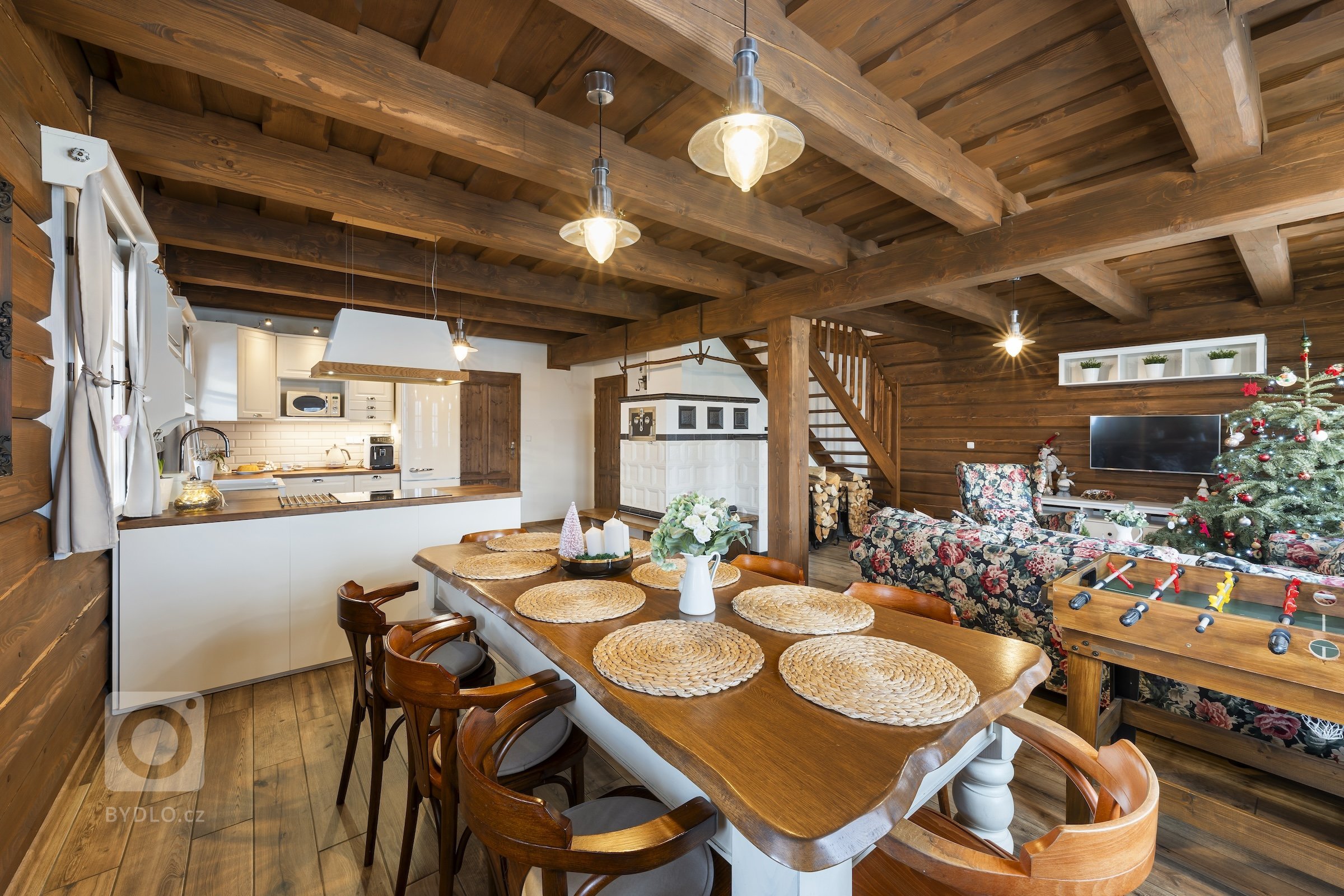 Při komplexní prezentaci nemovitostí na pronájem se jako fotograf často setkávám s výzvou fotografování za ideálních světelných podmínek, jako je východ nebo…