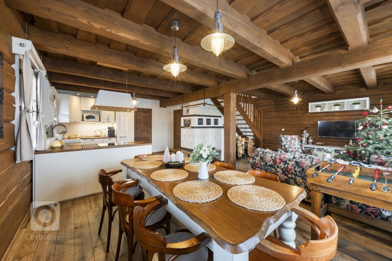 add picture to album